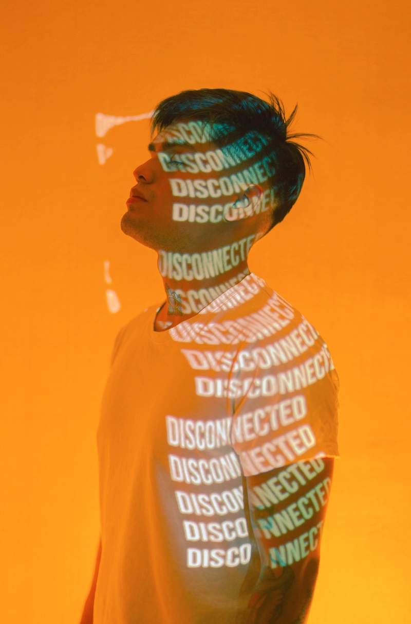 Sensomotorinen valmennus hyödyntää hermoston kykyä muuttua – neuroplastisuutta.